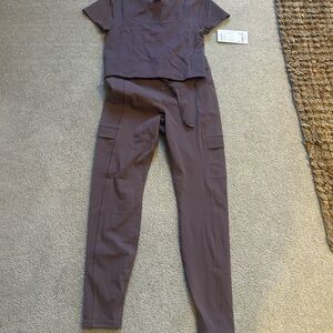 Athleta smoky rose medium set aurora top + rainier  cargo tights nwt $175